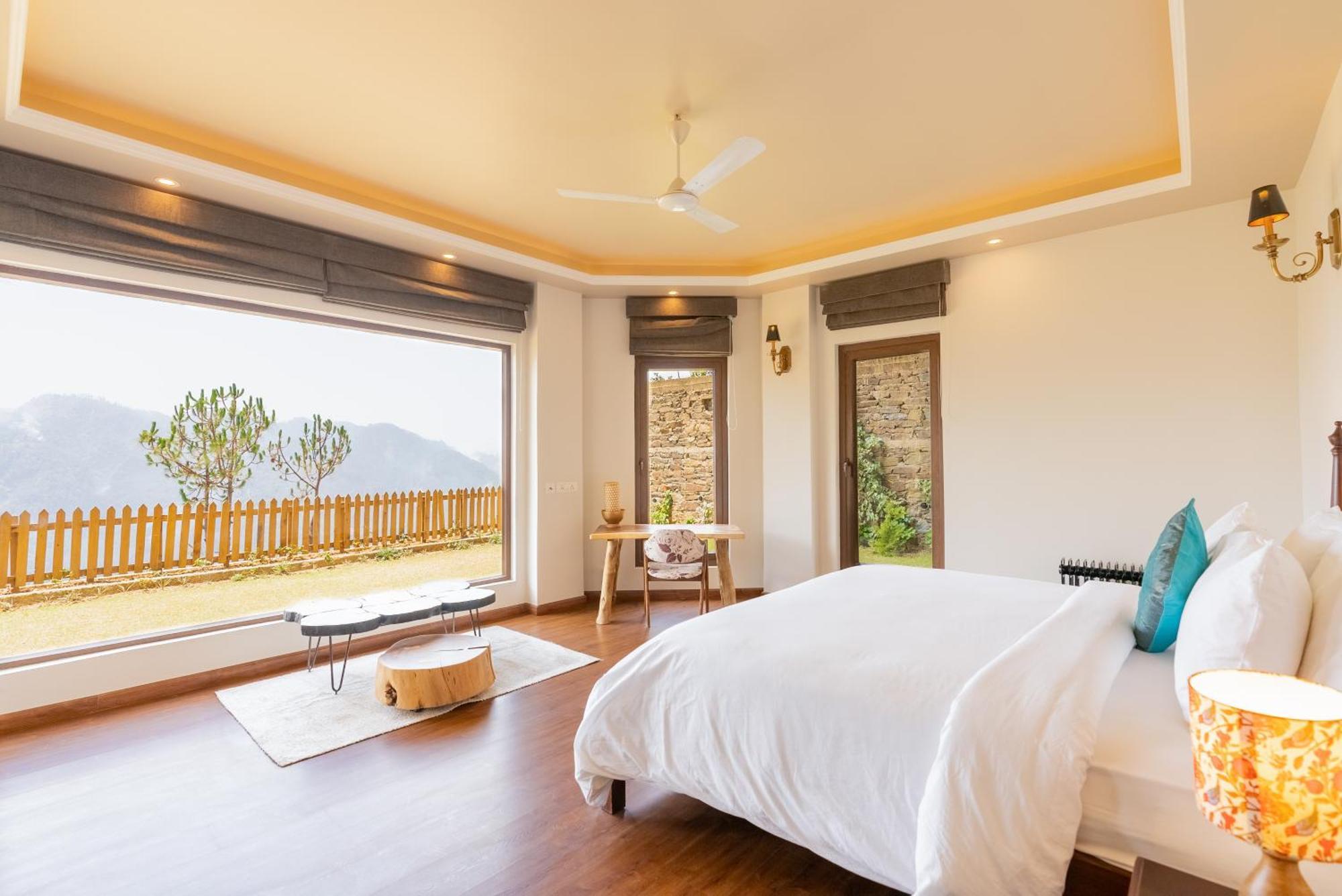 The Manor Luxury Apartments, Shimla Mashobra Bagian luar foto