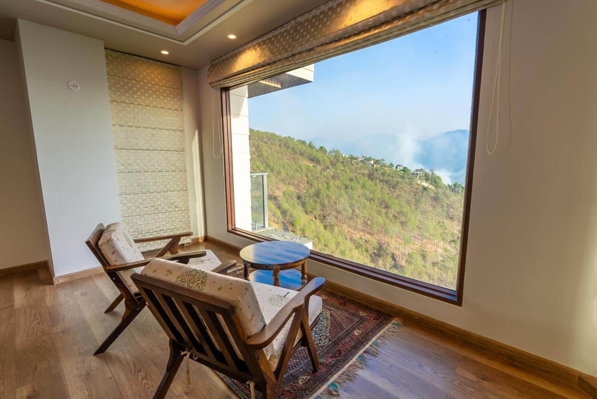 The Manor Luxury Apartments, Shimla Mashobra Bagian luar foto