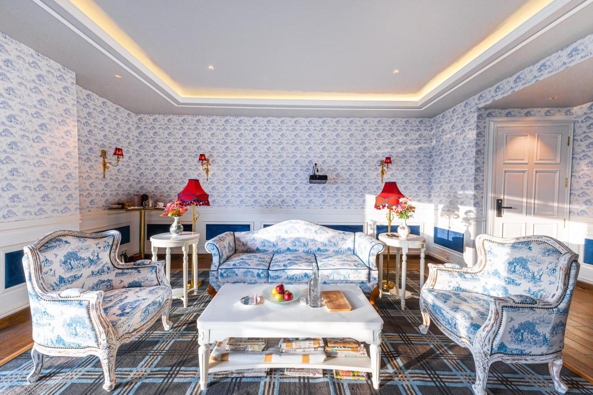 The Manor Luxury Apartments, Shimla Mashobra Bagian luar foto