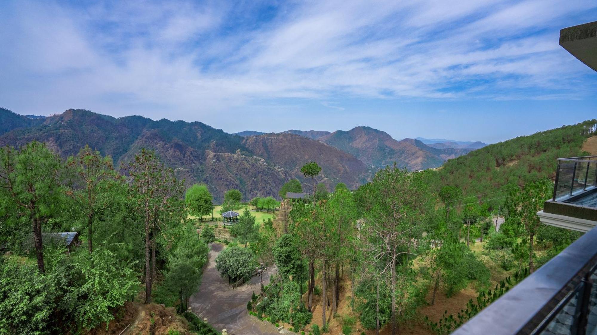 The Manor Luxury Apartments, Shimla Mashobra Bagian luar foto